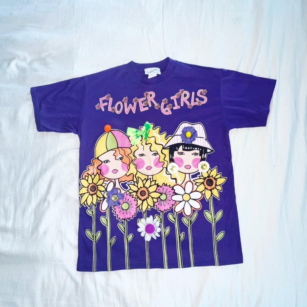 Graphic “Flower Girls” cartoon tee.